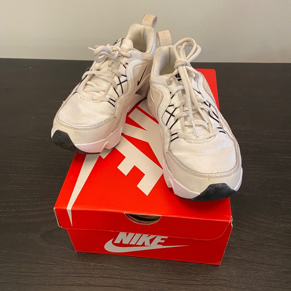 Nike RYZ 365 women shoes